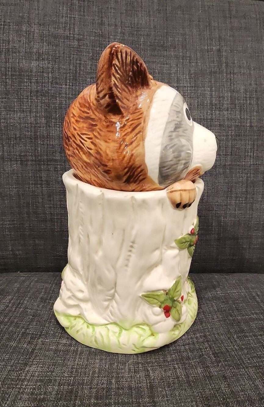 Vintage Ceramic Raccoon in Tree Stump Cookie Jar - Picture 2 of 8